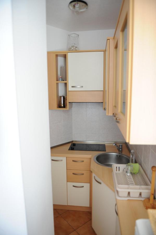 Apartma Lavela Izola Exterior foto